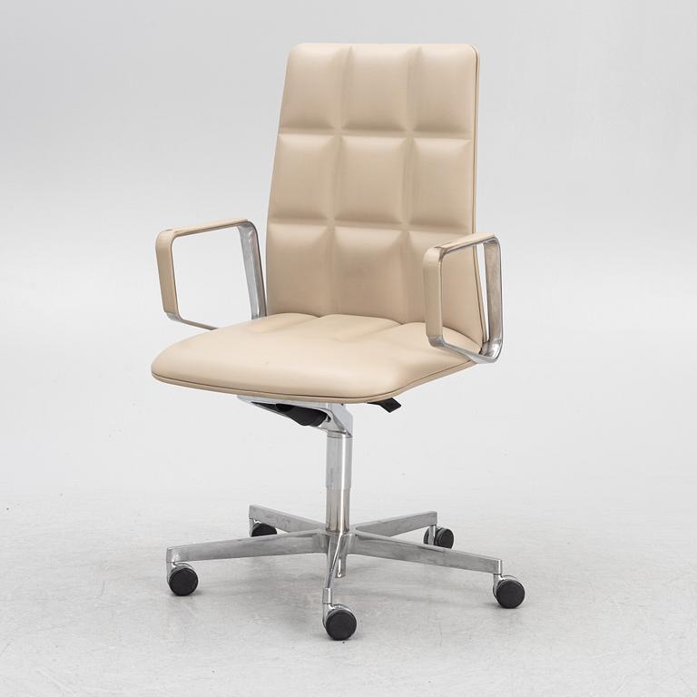 EOOS, a "Leadchair" swivel chair, Walter Knoll, Germany.