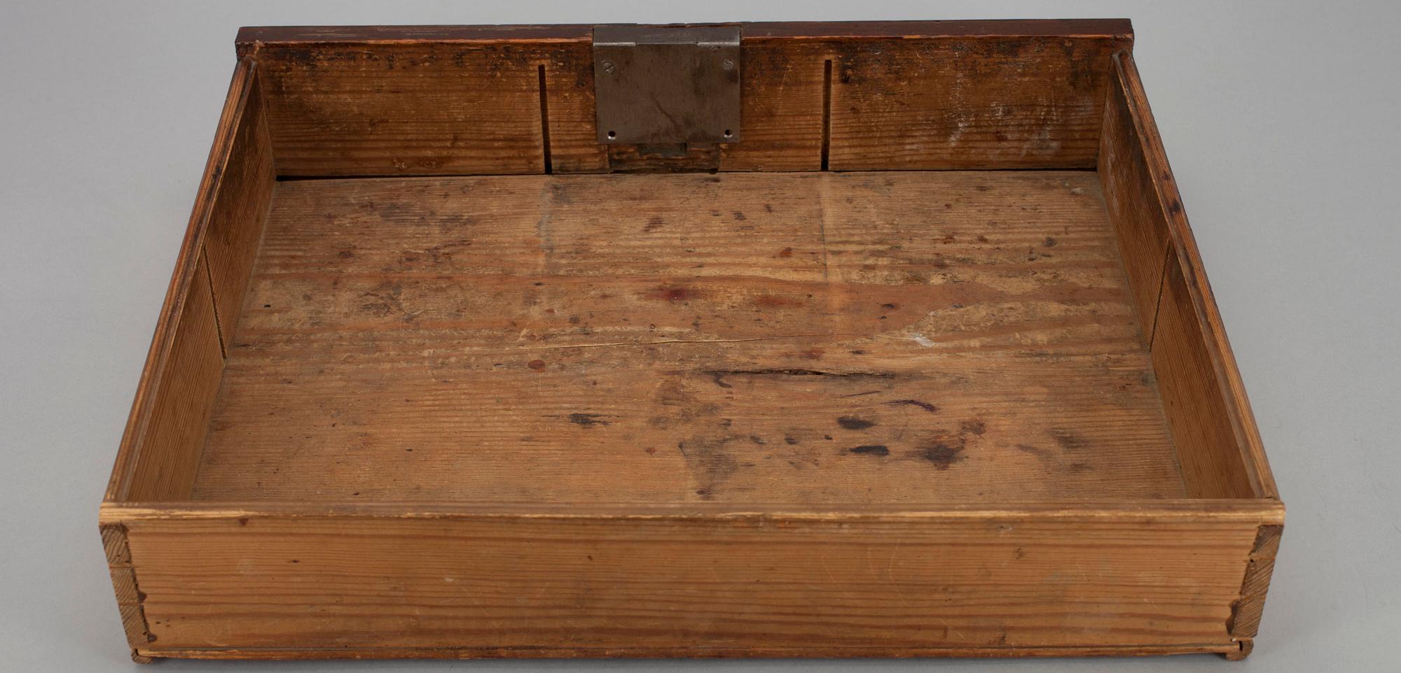 BORD, björk/flambjörk, sengustaviansk, ca 1800.