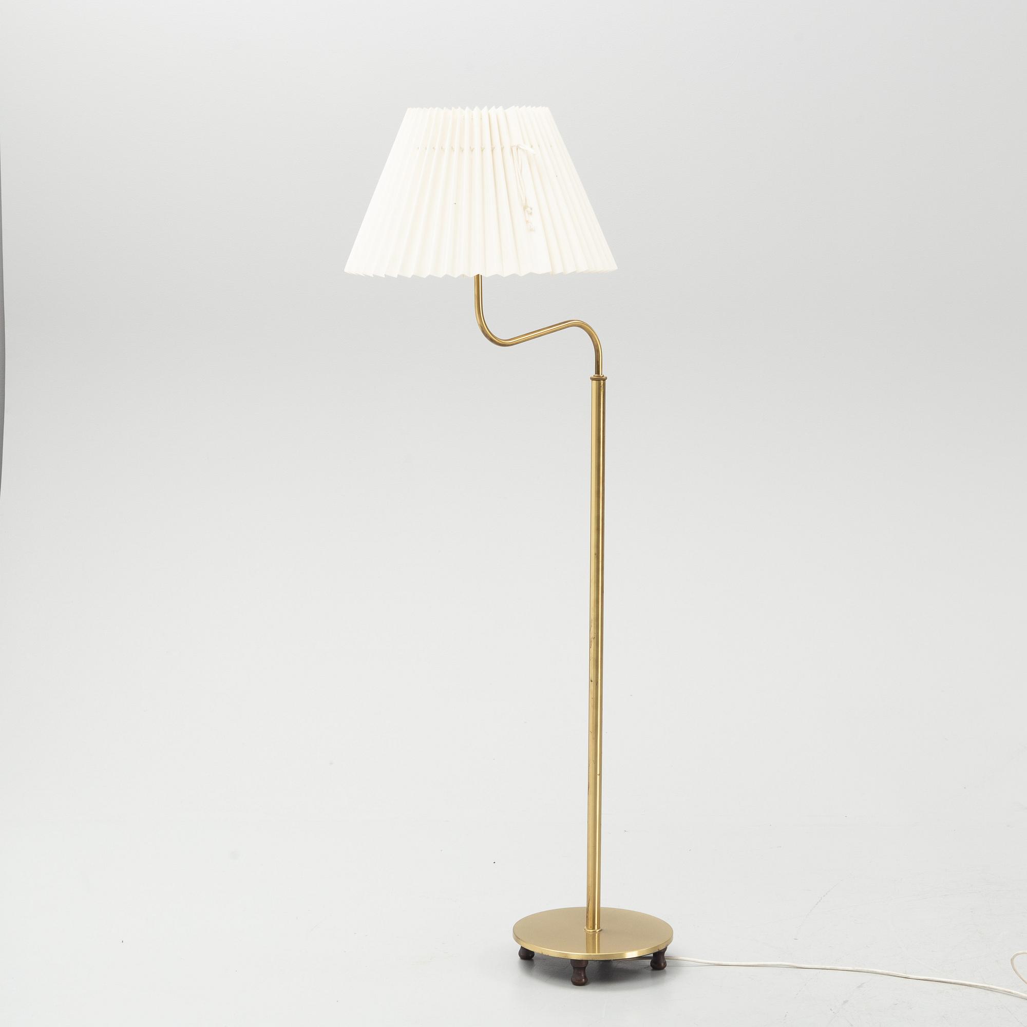 Josef Frank, a model '3568' brass floor lamp, Firma Svenskt Tenn.