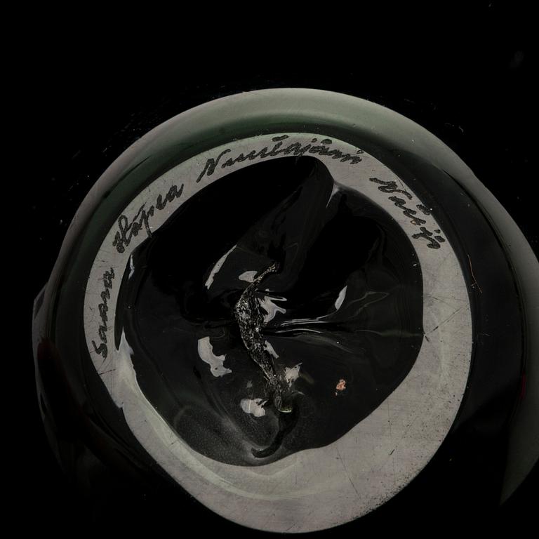 SAARA HOPEA, MALJAKKO, "Taifuuni", lasia, signeerattu Saara Hopea Nuutajärvi Notsjö.