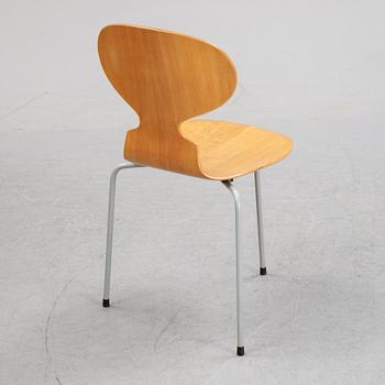 Arne Jacobsen, stol, "Myran", Fritz Hansen, Danmark, tidigt 1950-tal.