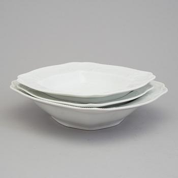 A Rosenthal 'Sanssouci' 61+1 pcs porcelain service, Germany second half of 20th century.