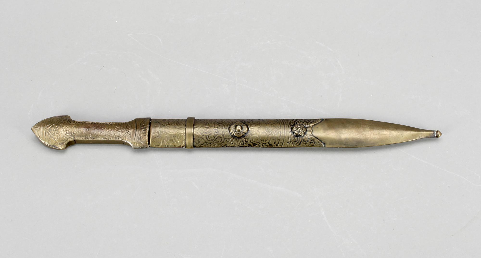 FASKINKNIV samt KINDJAL, 1800/1900-tal.