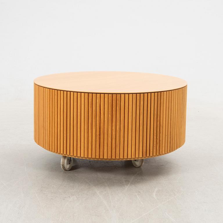 Anya Sebton och Eva Lilja Löwenhielm, soffbord, " Grand Palais" för  Asplund 2000-tal.