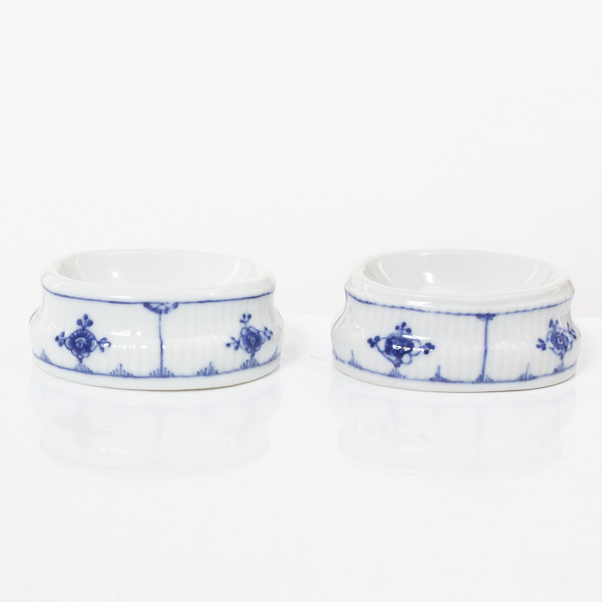 A Royal Copenhagen Denmark 'Blue Fluted' pair of salts, 19th century.