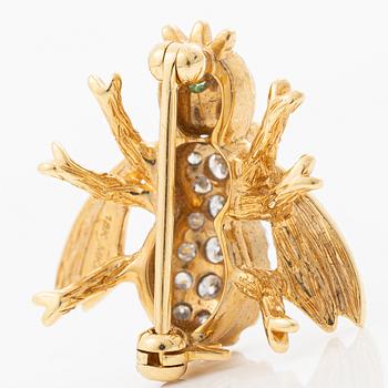 Brooch in the form of a bee, Mary Kay, 18K gold with brilliant-cut diamonds.