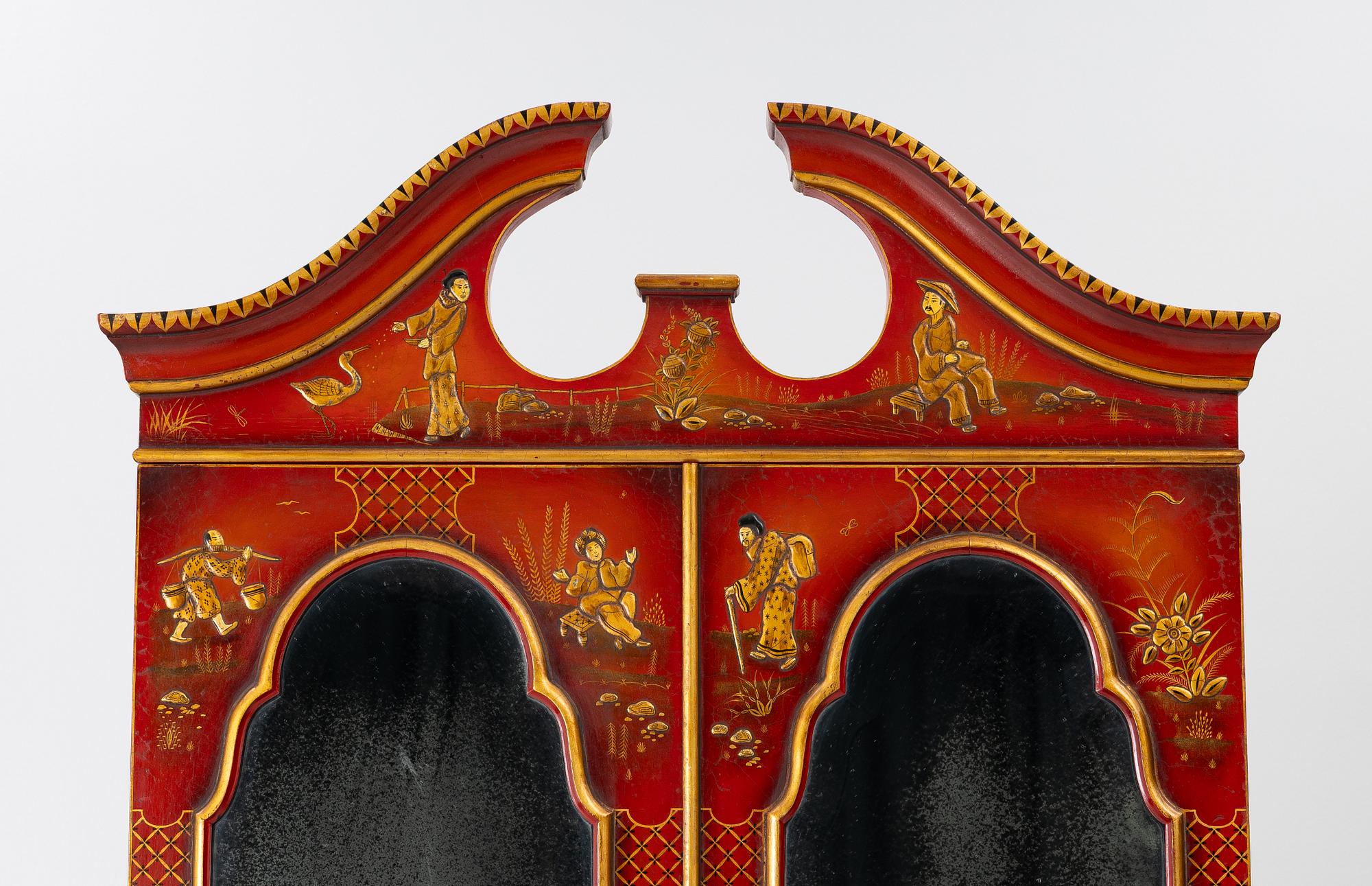 Writing cabinet, chinoiserie style, 20th century.