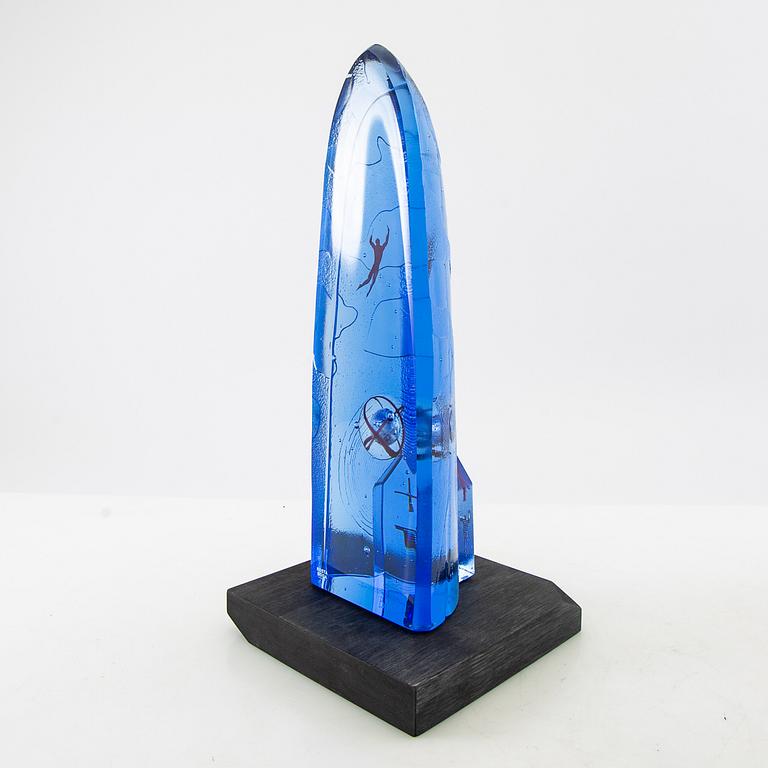 Bertil Vallien, sculpture, "The sky is the limit", glass, Kosta Boda, signed B. Vallien.