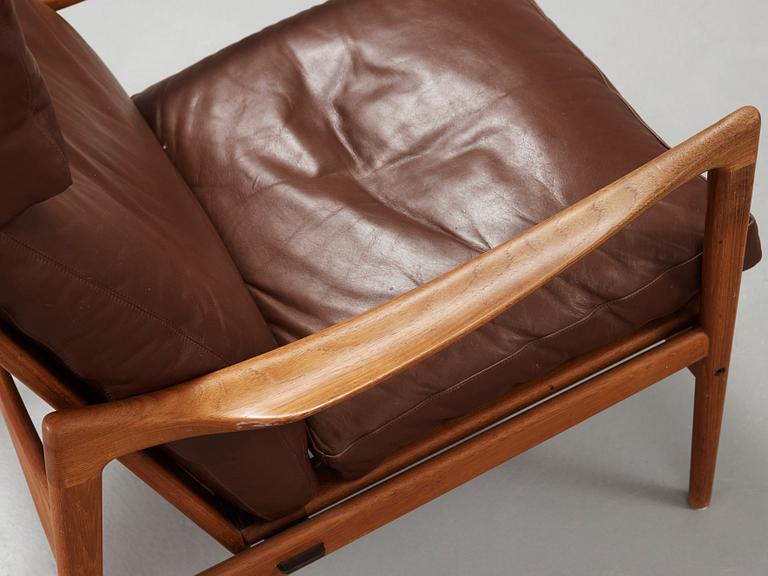 Ib Kofod-Larsen, a pair of 'Kandidaten' easy chairs, OPE Möbler, Sweden 1960's.