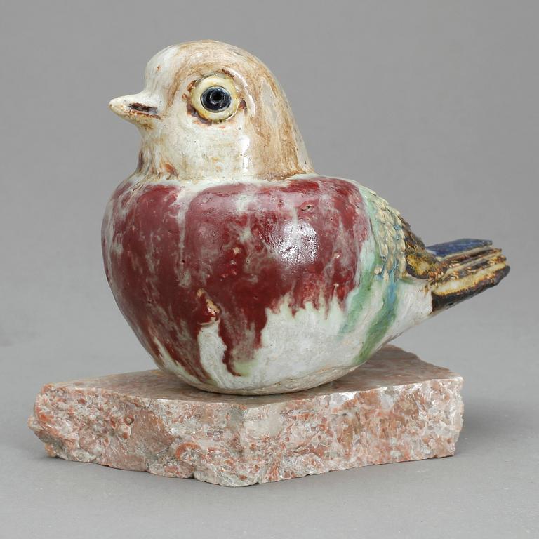 FIGURIN, stengods, Tyra Lundgren, Gustavsberg, Stämpelsignerad och otydligt daterad -55?.