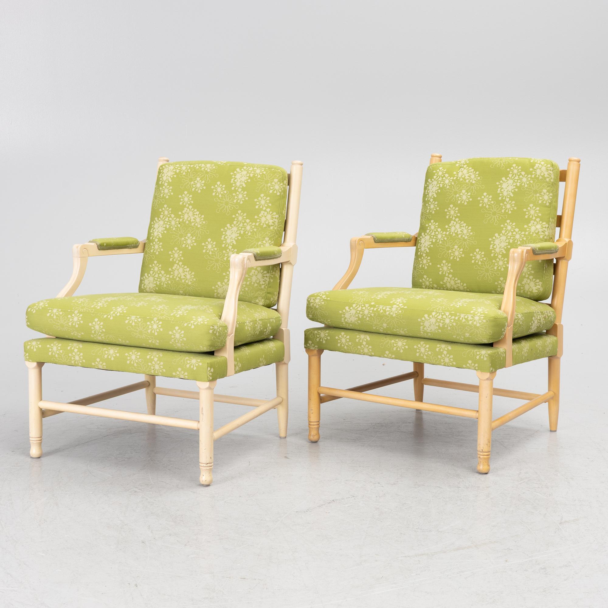 A pair of Gustavian style armchairs, tidigt 2000-tal.