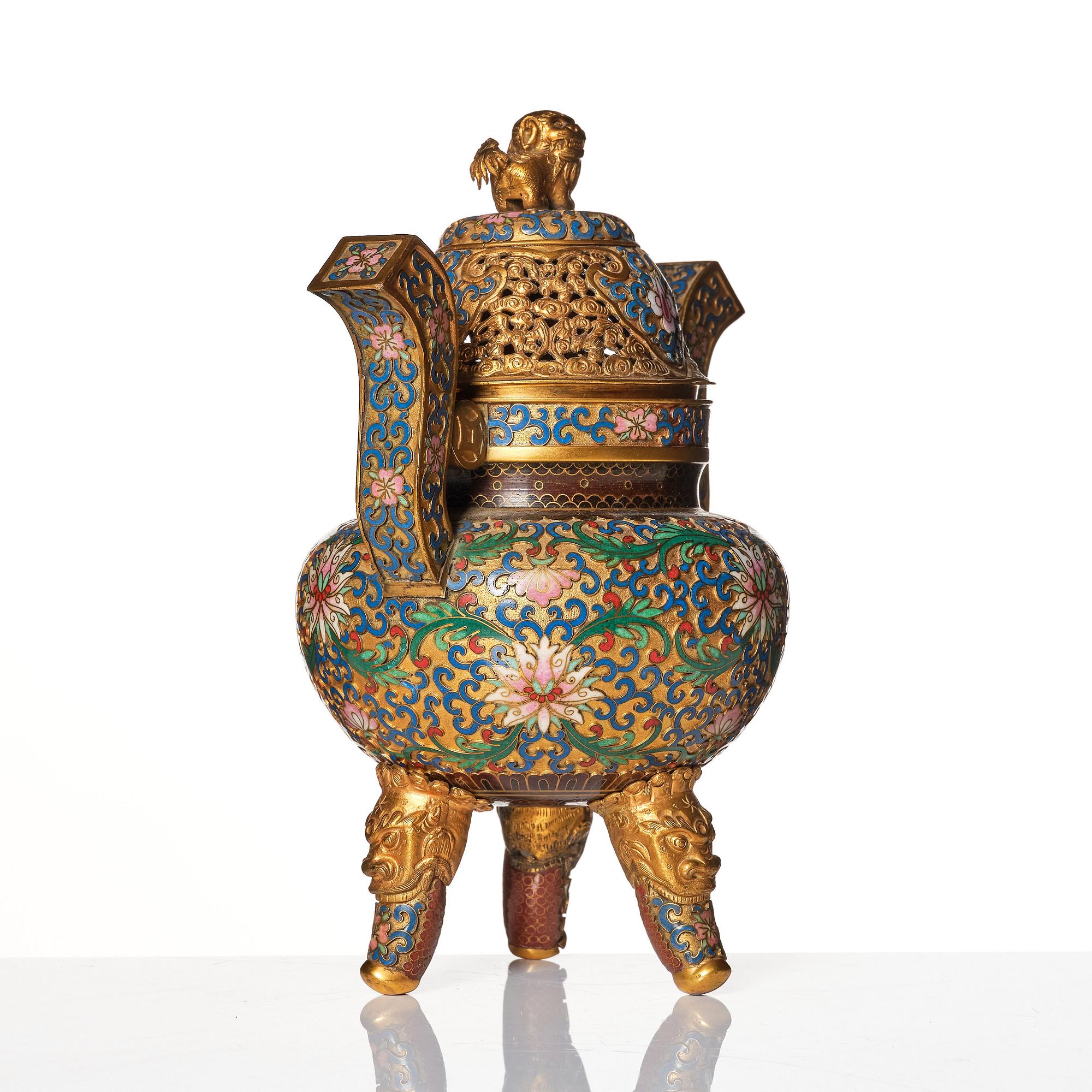 A gilt copper alloy cloisonné censer with cover, late Qing dynasty/early Republic.