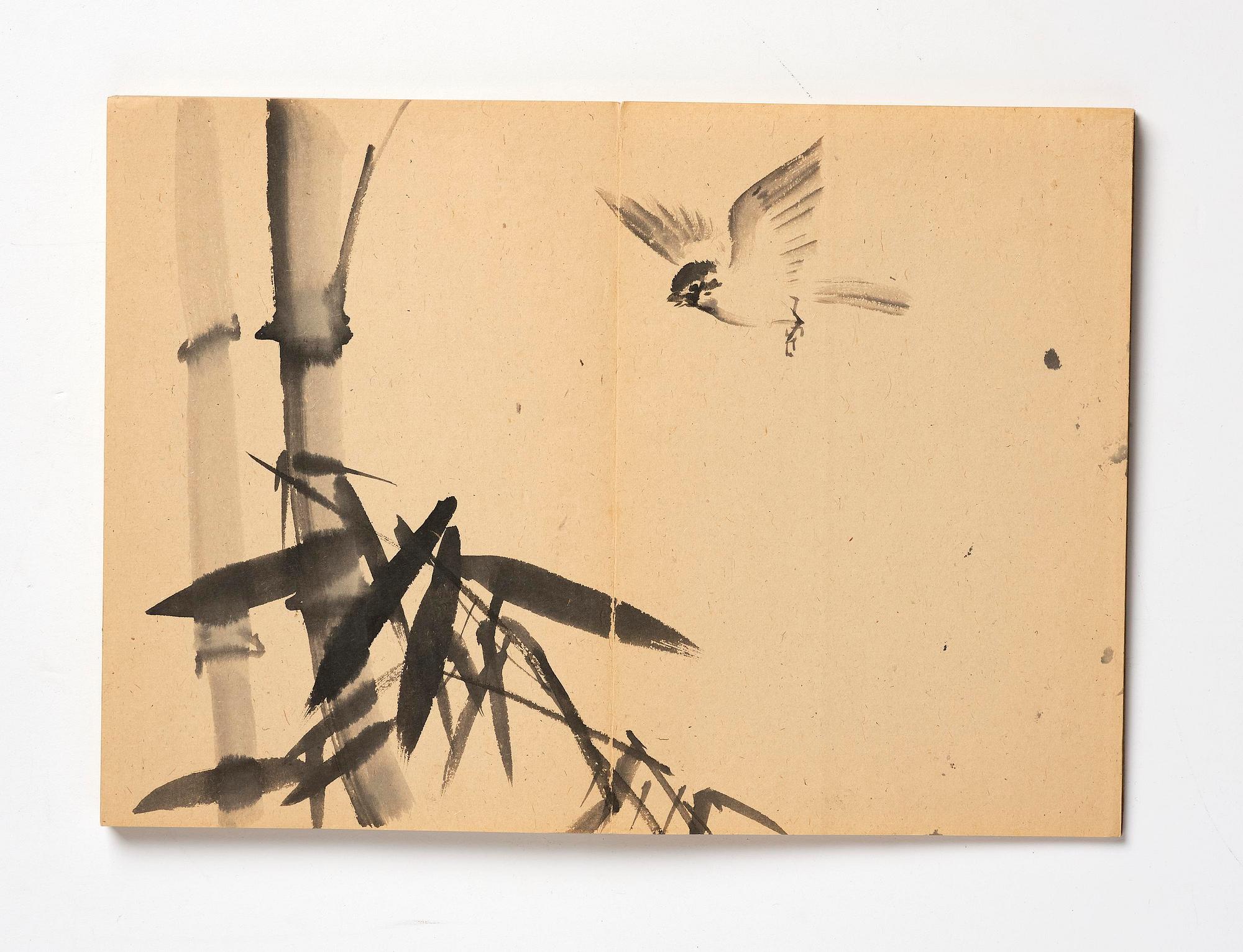 Two Chinese albums, one empty, early 20th century.