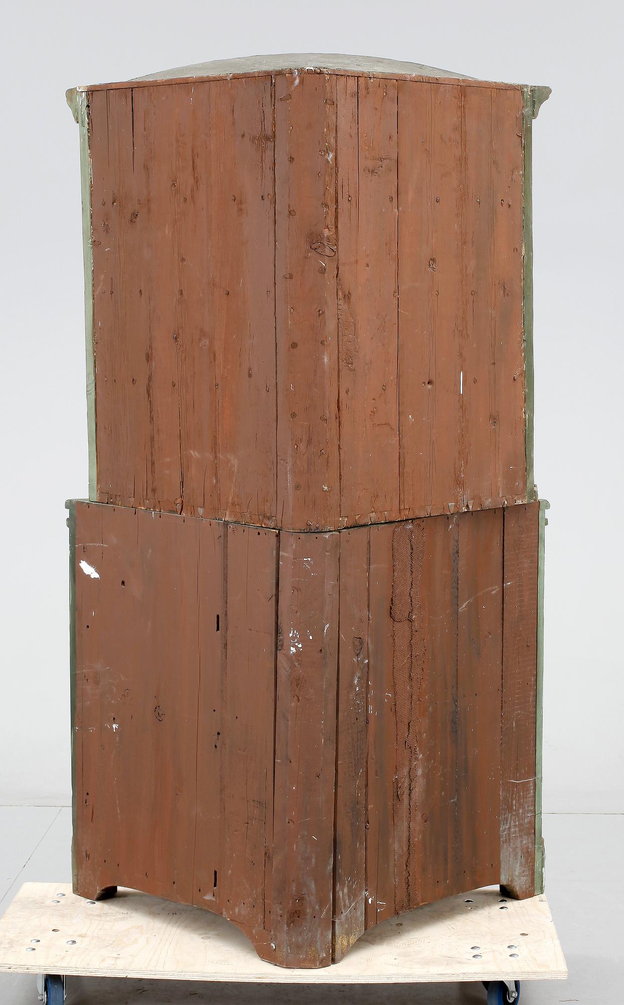HÖRNSKÅP, sengustaviansk, provins. 1700/1800-tal.