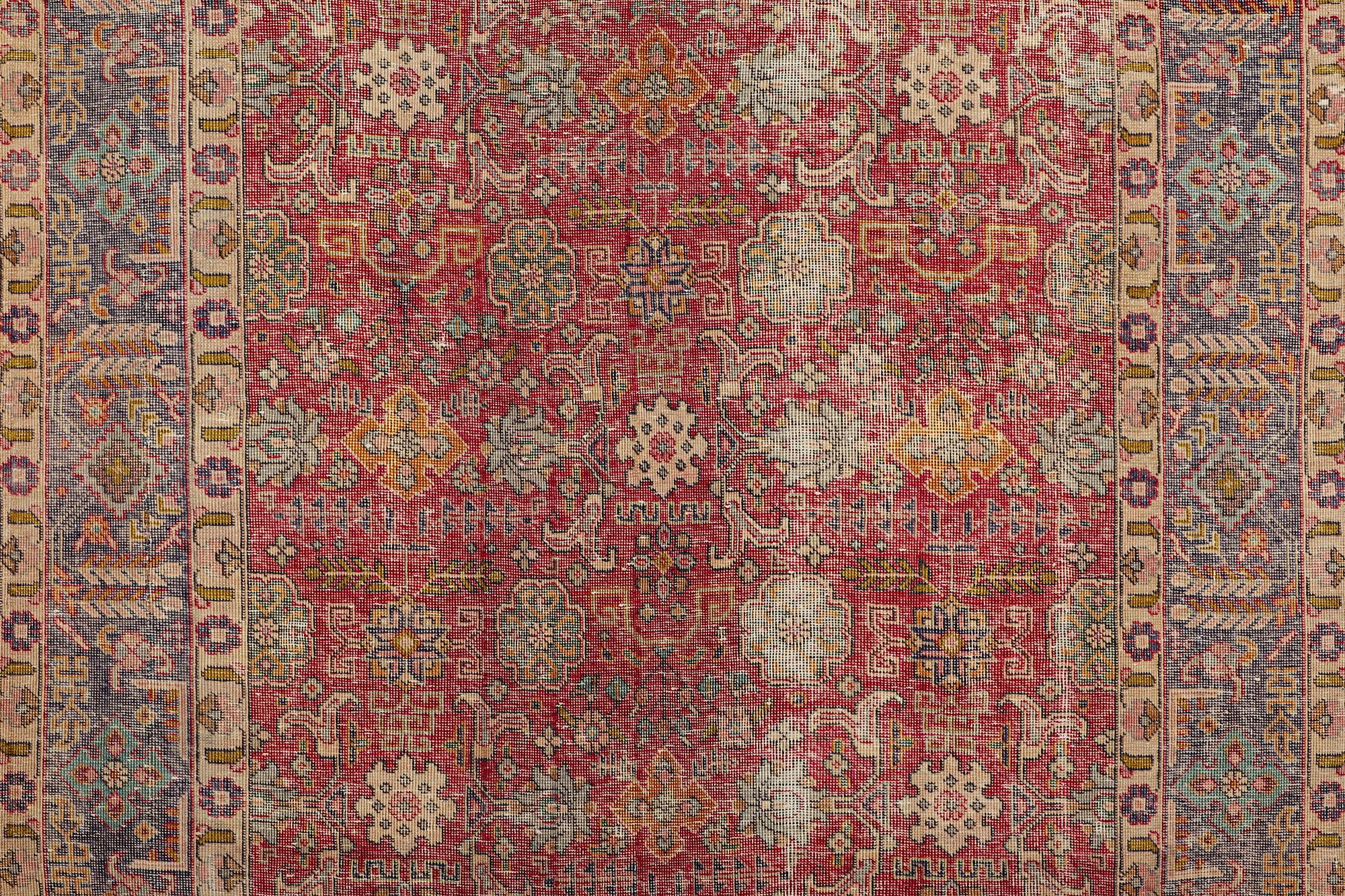A carpet, Persian, Vintage Design, ca 280 x 190 cm.