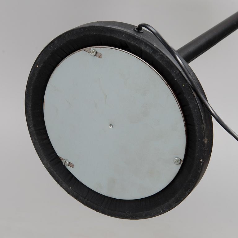 Alvar Aalto, Golvlampa, modell A808, 1970-talets mitt.
