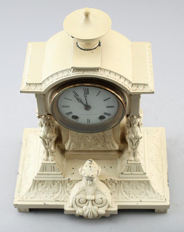 BORDSPENDYL, järn, Amerika, omkring år 1900.