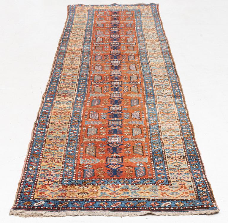 Gallerimatta, Nordvästpersisk, ca 385 x 95 cm.