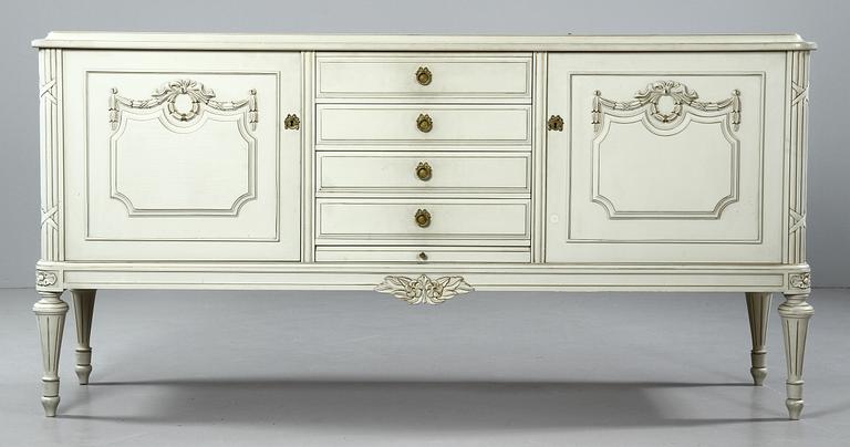 MATSALSGRUPP, 13 delar, gustaviansk stil, 1900-tal.