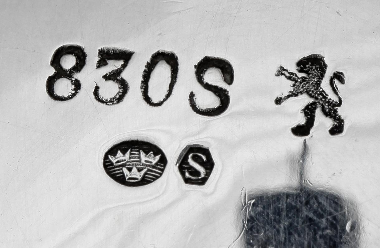 SOCKERRUSKA, silver, rokokostil.  Importstämplar. 1900-tal. 142g.