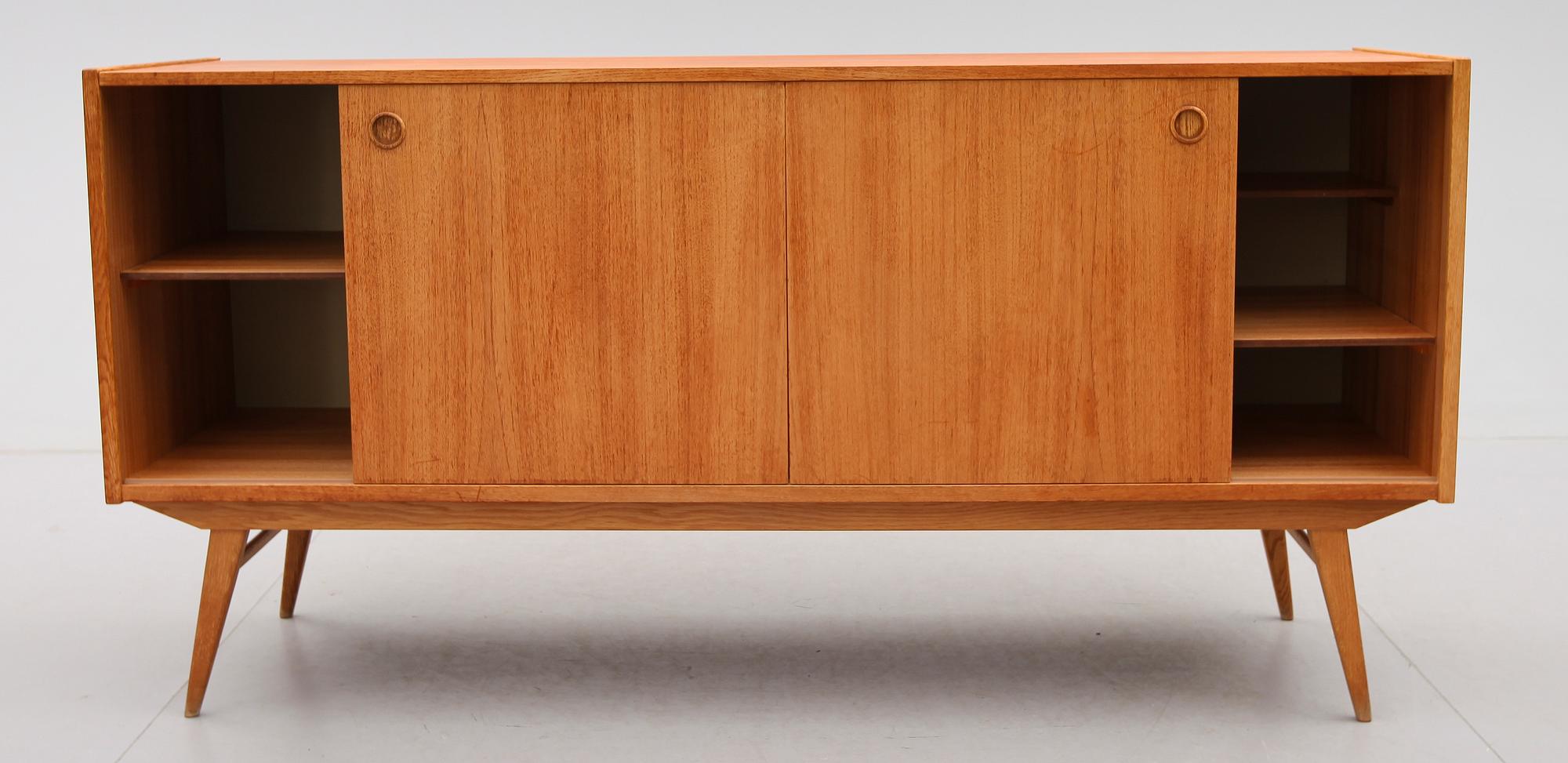 SIDEBOARD, 1900-talets andra hälft.