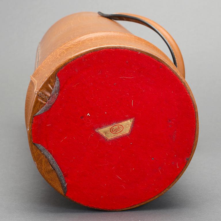 PARAPLYSTÄLL, Carlo, 1900-talets andra hälft.