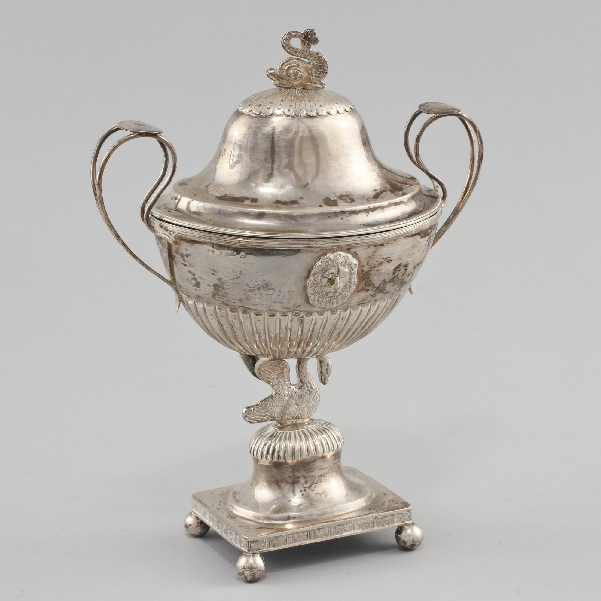 SOCKERSKÅL, silver, troligen Jacob Richard Borg, Empire,  Sverige, 1828. Vikt 595 g.