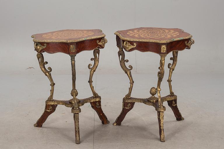 BORD, ett par, Louis XVI-stil, 1800-tal.