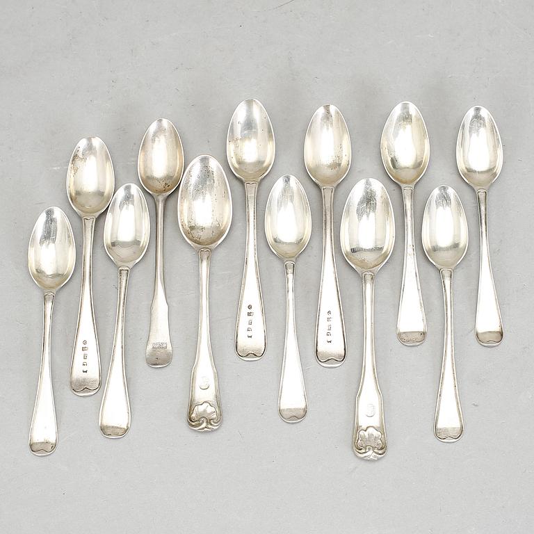 TESKEDAR, 12st, silver, bla Jacob Möller, Malmö, 1813. Vikt ca 202g.