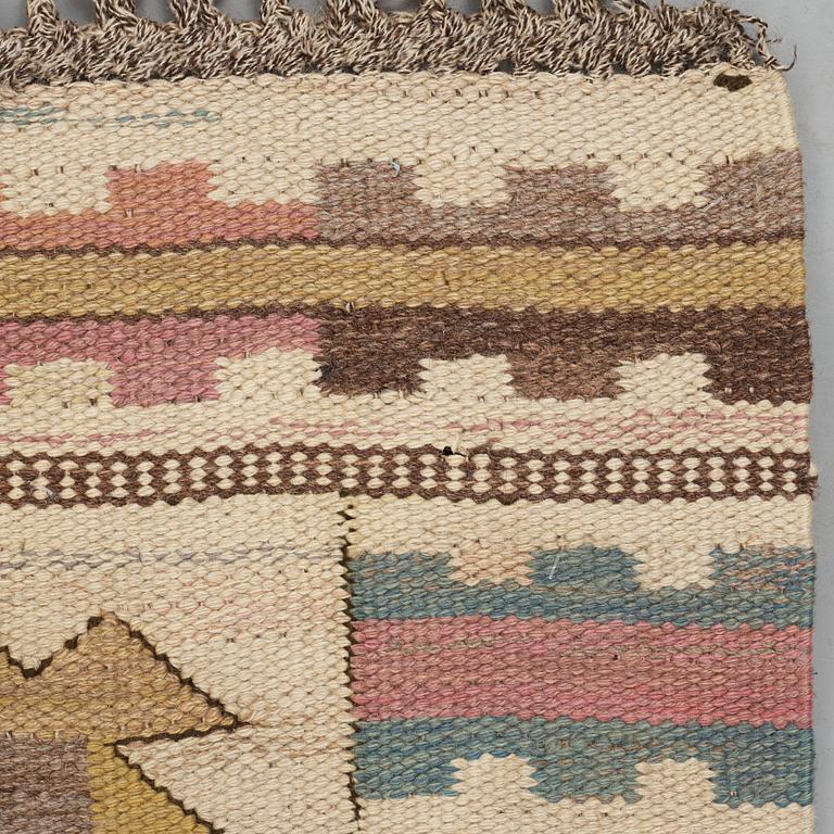 Märta Måås-Fjetterström, MATTO, "Ljusa plador", flat weave, ca 194-195 x 109-111 cm, signed AB MMF.