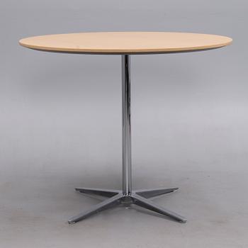MATBORD, "Parcs Club Table", PearsonLloyd, Bene, Österrike.