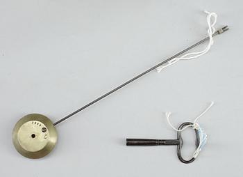 BORDSPENDYL, Louis XVI-stil, troligen Frankrike, 1800-talets andra hälft.