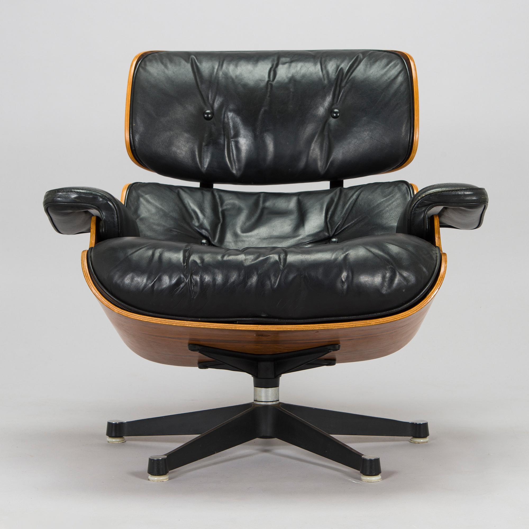 Charles & Ray Eames, 'Lounge chair', licensed by Mobilier International France, 1977.