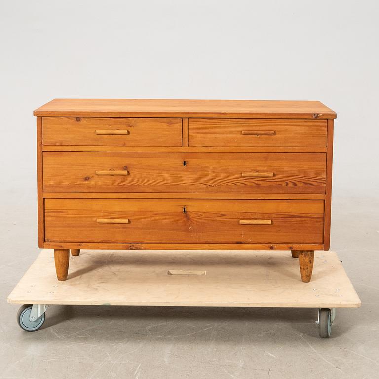 Chest of drawers 1940s Swedish Modern.