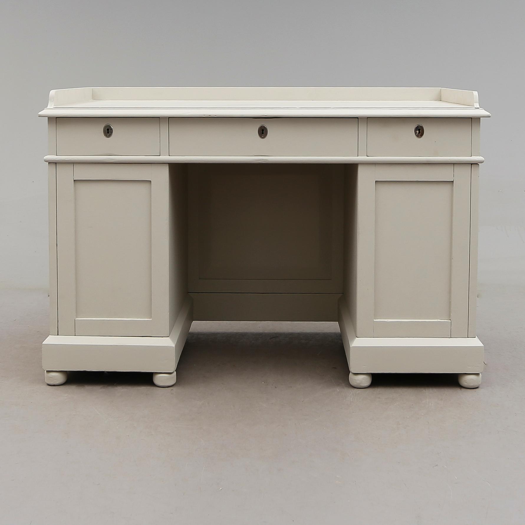 HURTSSKRIVBORD, 1800-talets andra hälft.