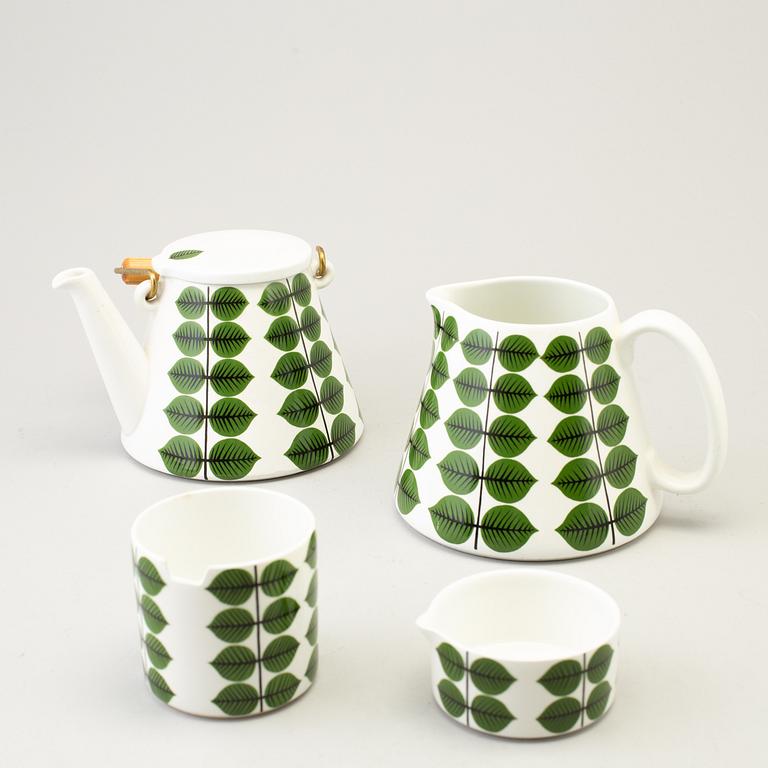 50 pcs porcelain 'Berså' service by Stig Lindberg for Gustavsberg.