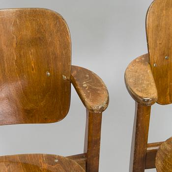 Ilmari Tapiovaara, tuoleja 4 kpl, "Domus", Keravan Puuteollisuus, 1900-luvun puoliväli.