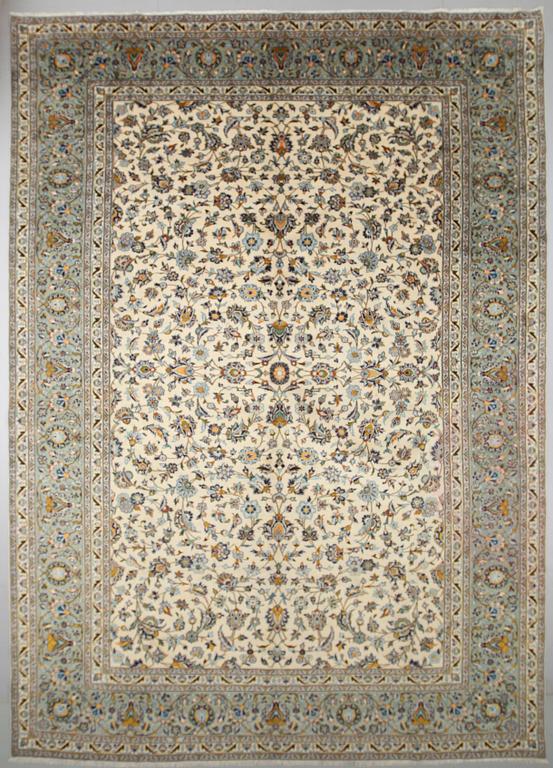 MATTA, Keshan, ca 408 x 300 cm.