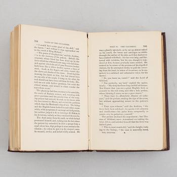 SIR WALTER SCOTT, 35 volymer. The Waverly Novels. Published 1831 by Robert Cadell. Printed by Ballantyne and Co.