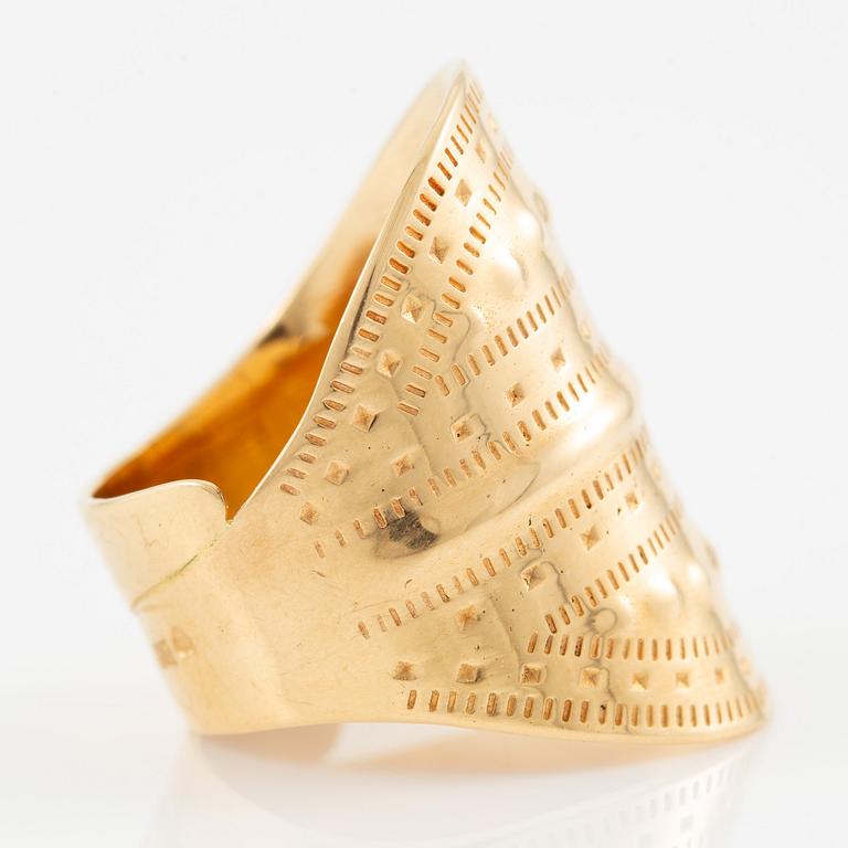 Ring 18K gold, modern copy of the Great Birka Ring.