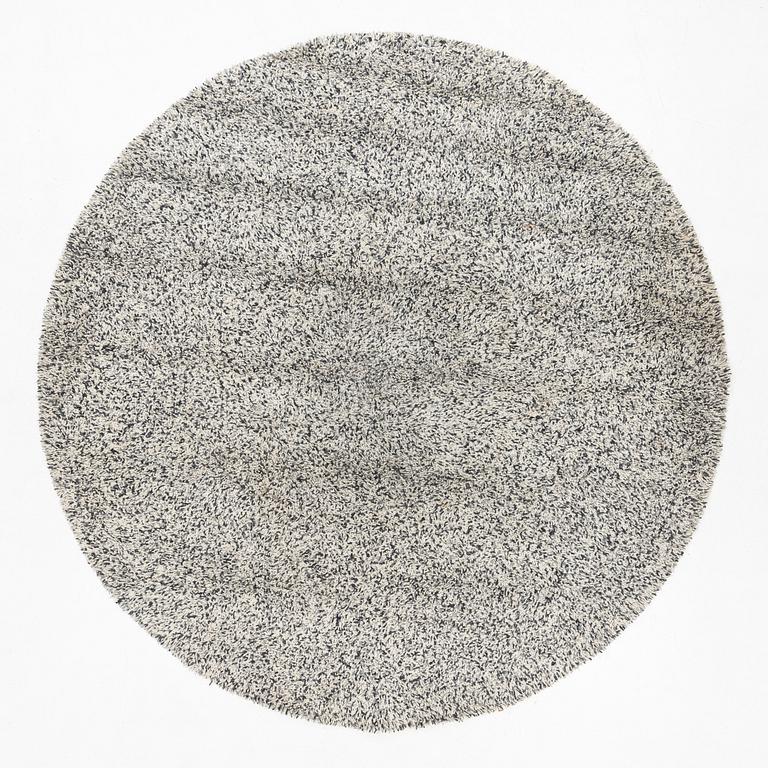 Gunilla Lagerhem Ullberg, matta, "Tekla 550", tuftad, Kasthall, diameter 320 cm.