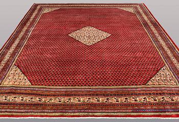 A CARPET, Sarouk - Mir, ca 375 x 285 cm.