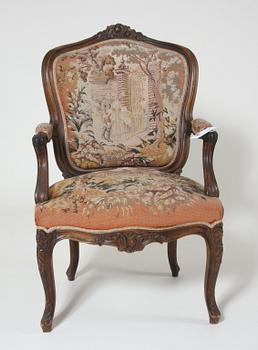 KARMSTOL, Louis XV-stil.
