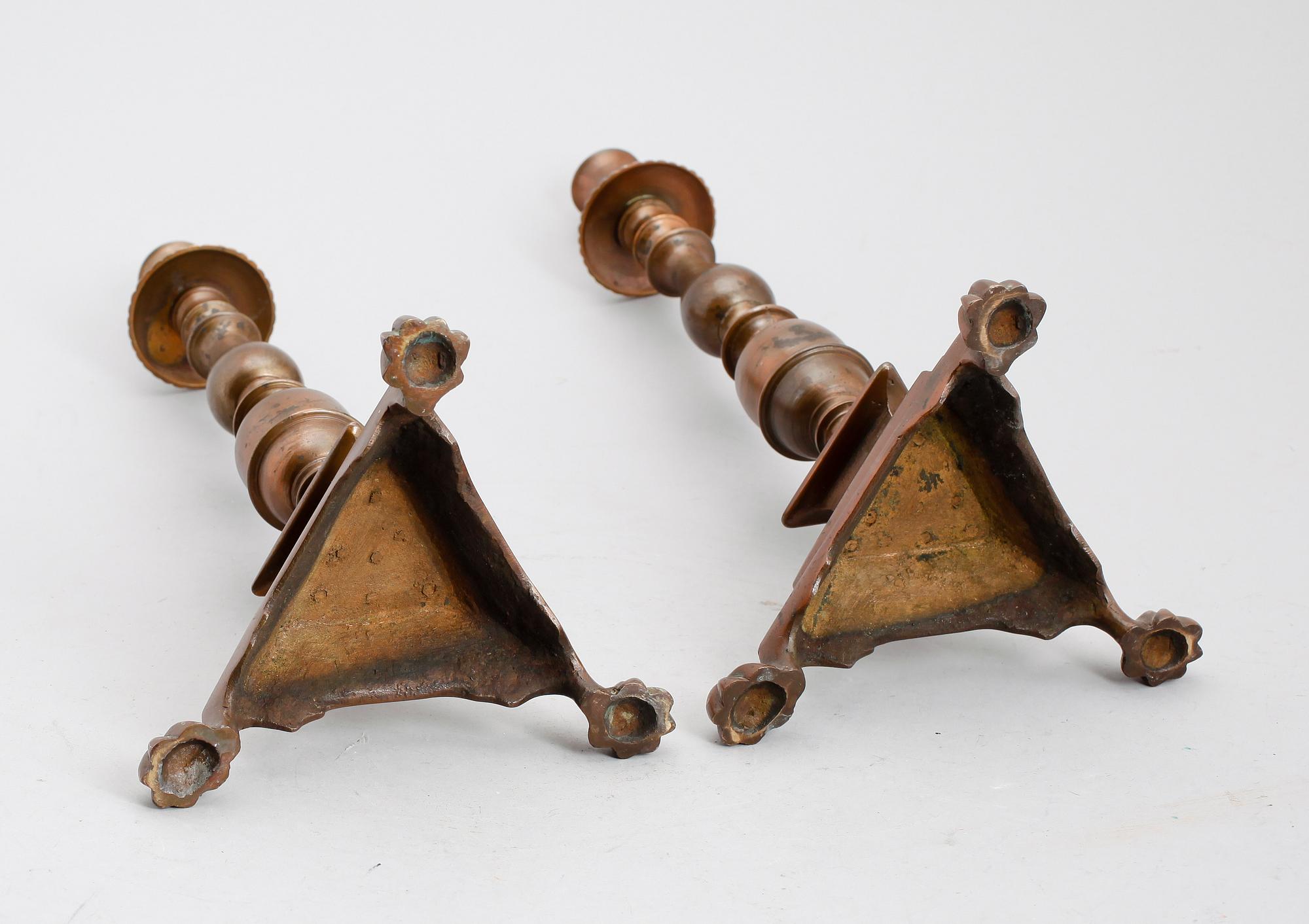 LJUSSTAKAR, 1 par, barockstil, 1900-talets första hälft.