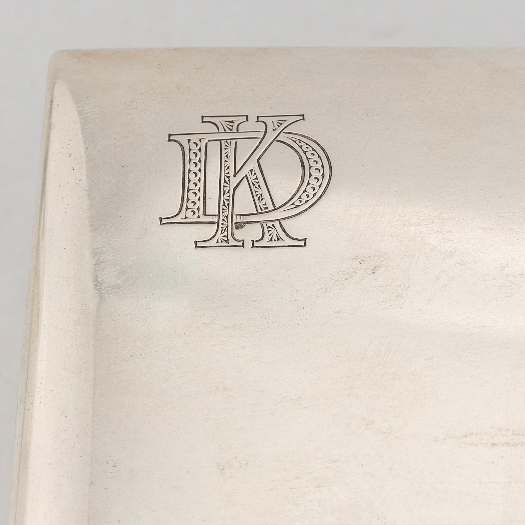 A silver box by Karl Anderson, Stockholm, 1916.