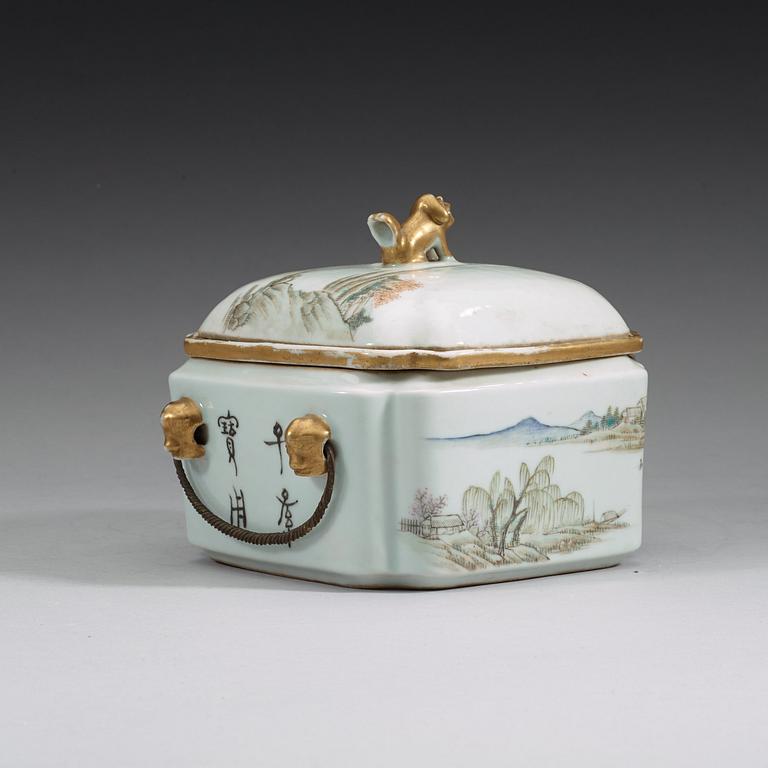 A square food container with cover and separate warmer, Republic, Guangxu six-character mark.