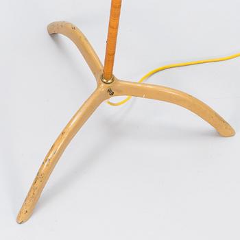 PAAVO TYNELL, lattiavalaisin, malli 9609, Taito Oy, 1900-luvun puoliväli.