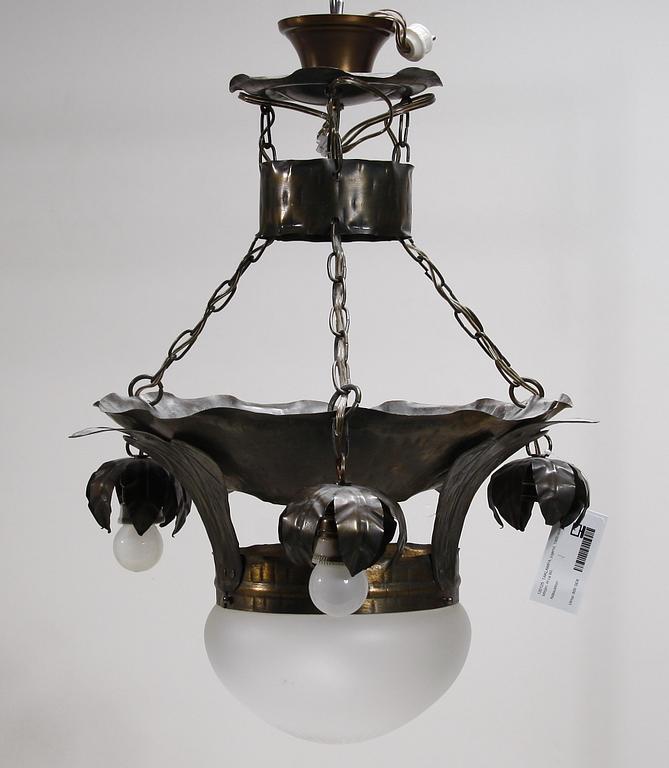 TAKLAMPA, jugend, 1900-talets början. H ca 60.