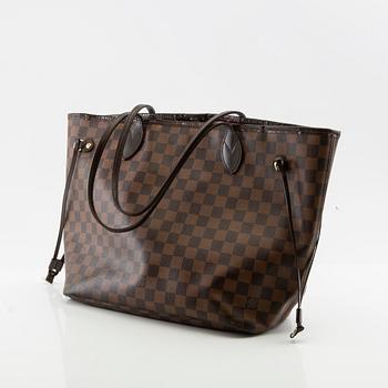 Louis Vuitton bag "Neverfull MM".