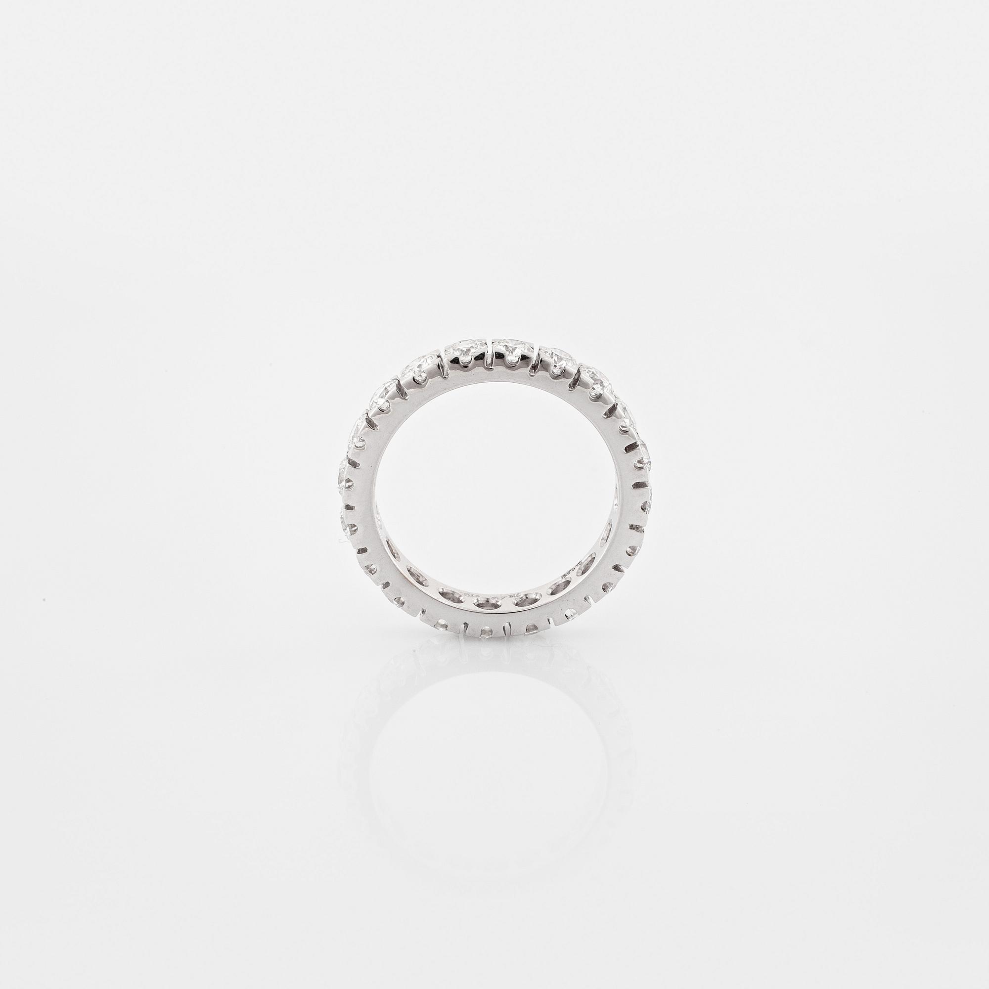 RING, med briljantslipade diamanter 1.92 ct.